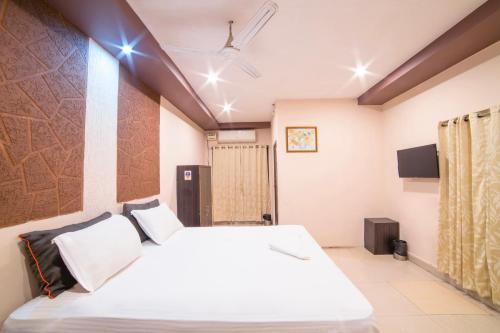 Sea Rock Quality Inn and Resorts
