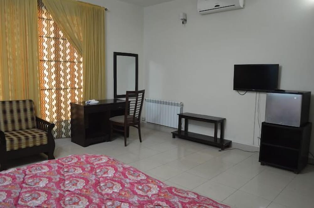 GB Lodges Murree