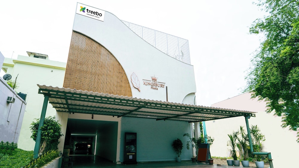 Treebo Kingsbury Fiesta Vellore