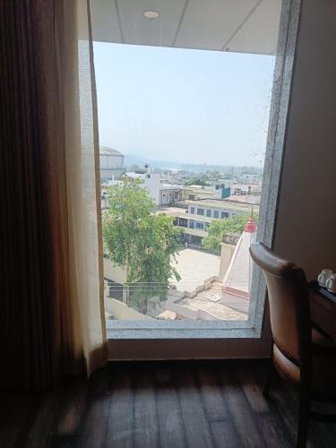 The Vilana Hotel ( 800m from Triveni Ghat )