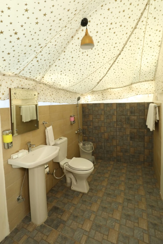 Niyama Jungle Resorts