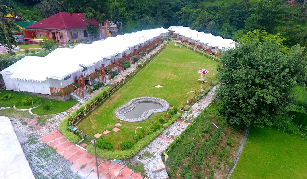 Niyama Jungle Resorts