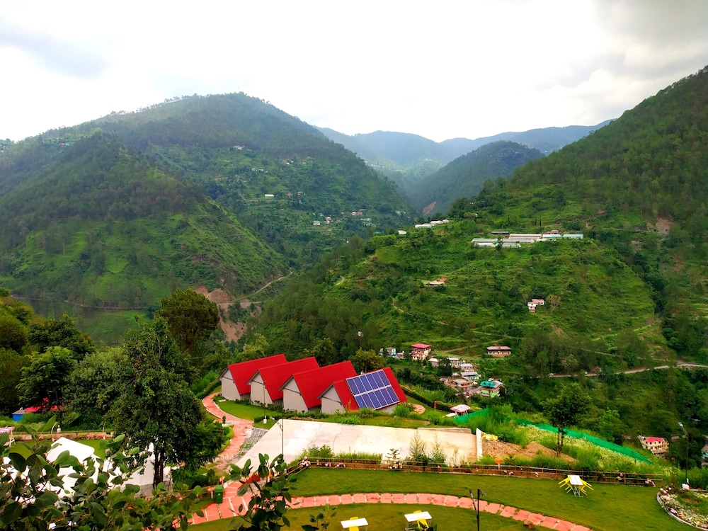 Niyama Jungle Resorts