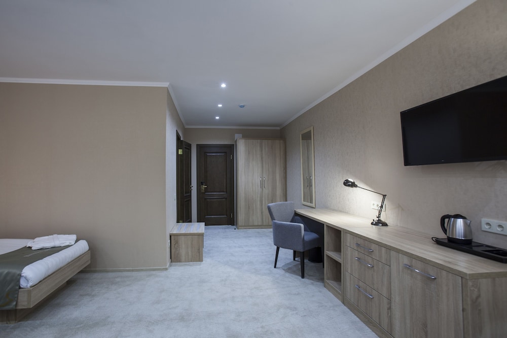 Renion Park Hotel