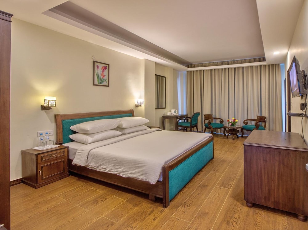 The Katoch Grand (River Side Resort)