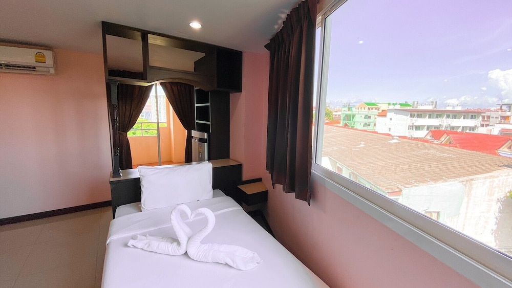AA Pattaya Ville