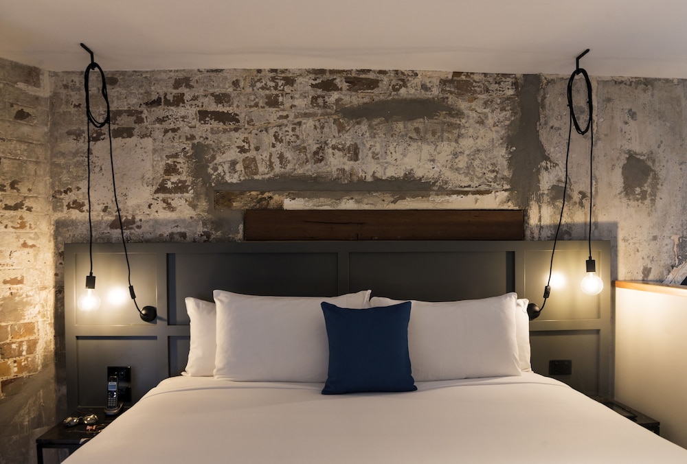 Hotel Woolstore 1888, Sydney - Handwritten Collection