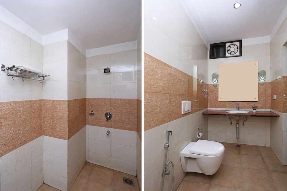 OYO 714 Hotel De Plaza
