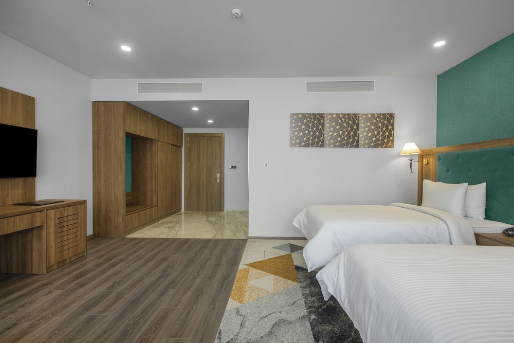 Royal Tulip Hotel & Casino Tbilisi
