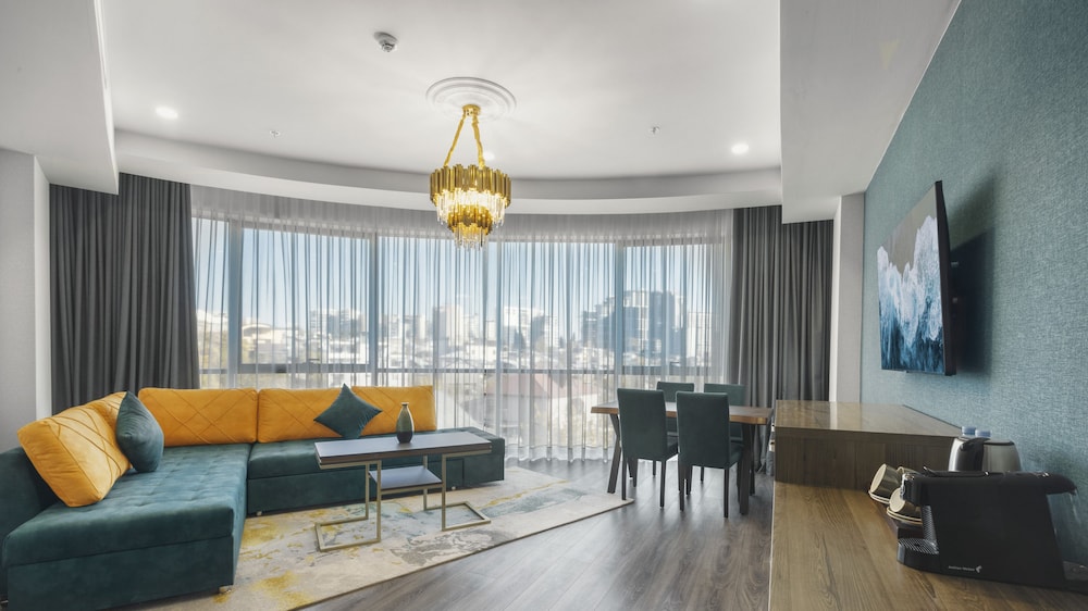 Royal Tulip Hotel & Casino Tbilisi