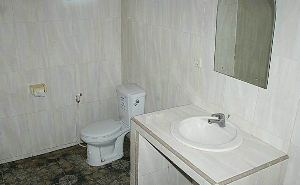 Hotel Lumbung Sari Legian