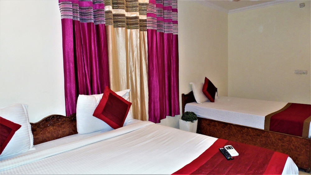 Hotel Sehrawat Inn