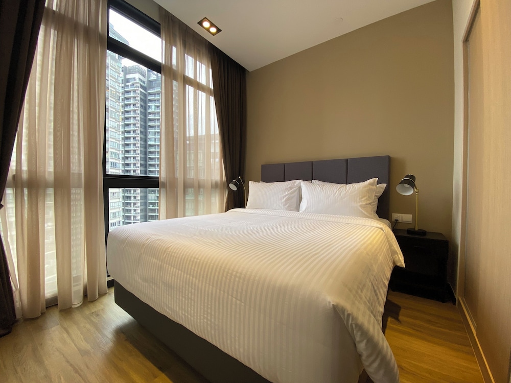 Momentus Serviced Residences Novena