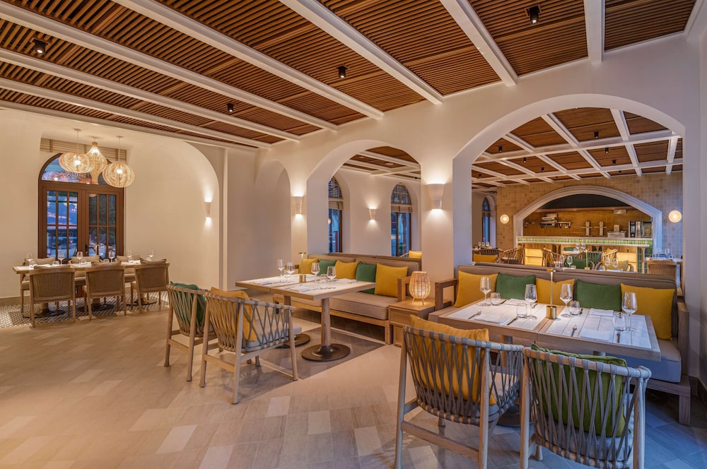 La Festa Phu Quoc, Curio Collection By Hilton