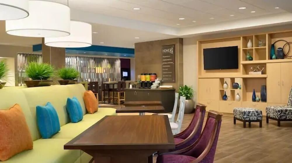 Home2 Suites by Hilton Valdosta, GA