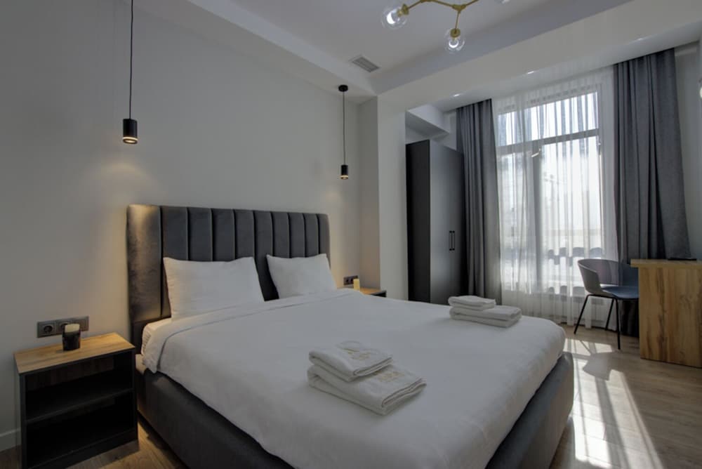 Aisha Hotel