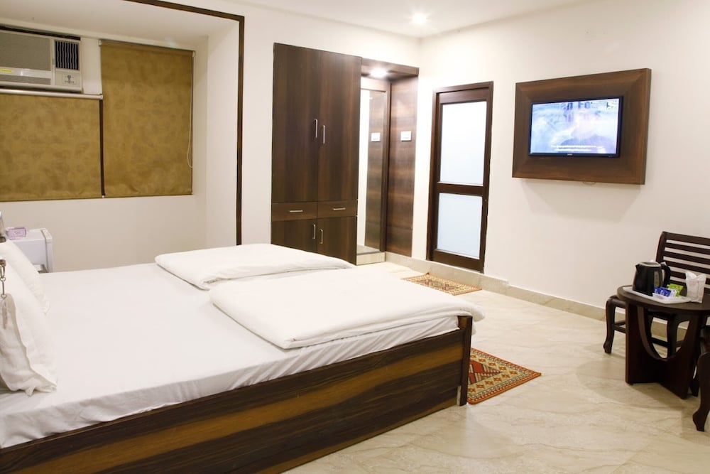 Shagun Residency