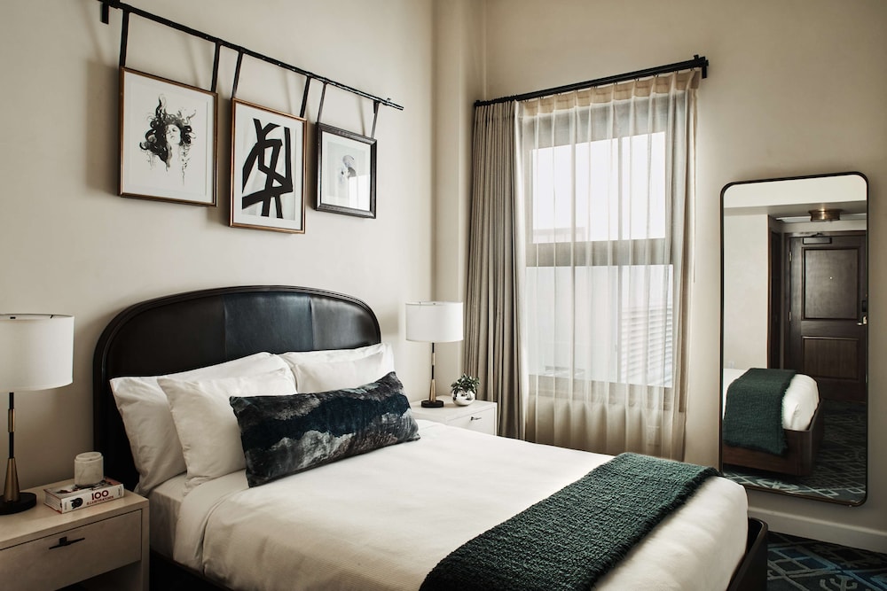 Hotel Figueroa, an Unbound Collection by Hyatt