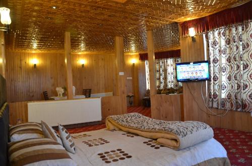 Hilltop Gulmarg