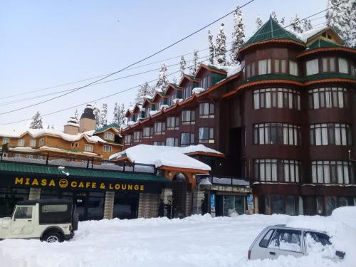 Hilltop Gulmarg