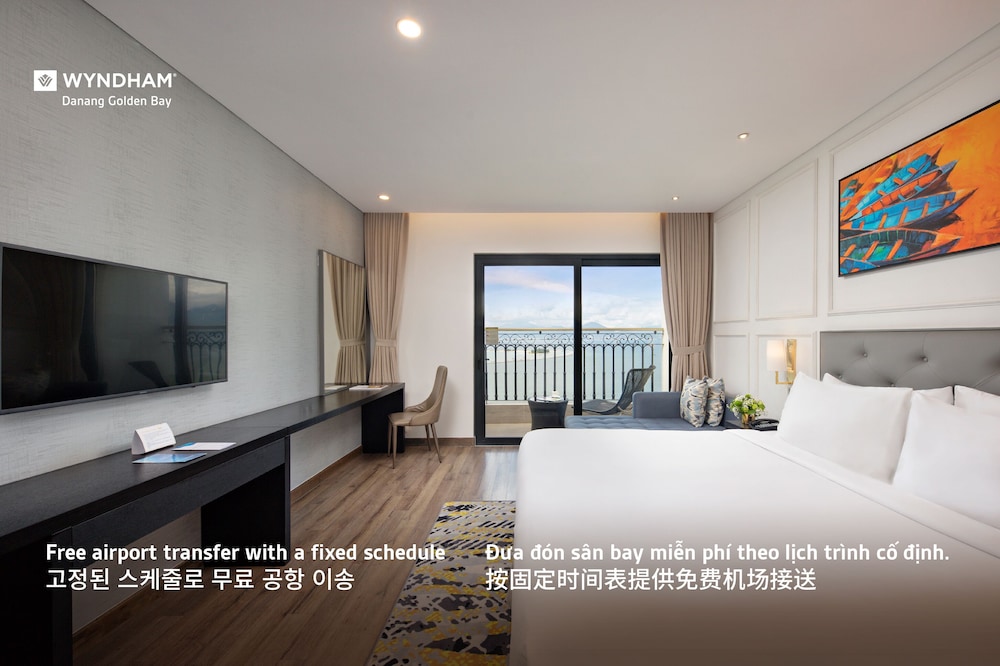 Wyndham Danang Golden Bay