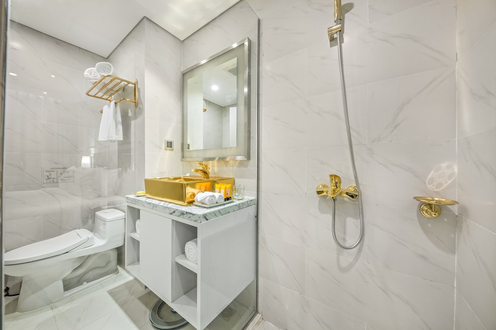 Wyndham Danang Golden Bay