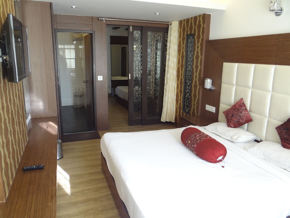 Hotel Surya