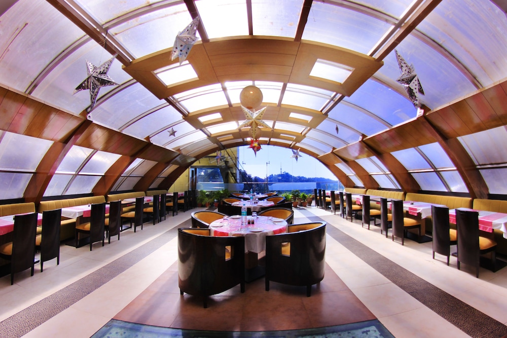 Hotel Surya