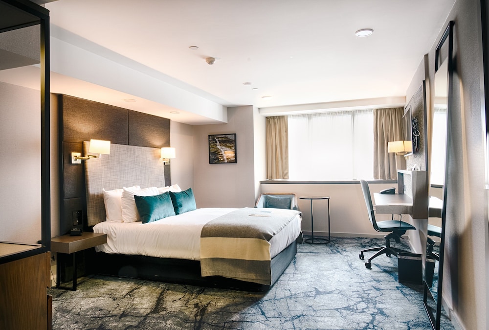 Crowne Plaza Christchurch by IHG