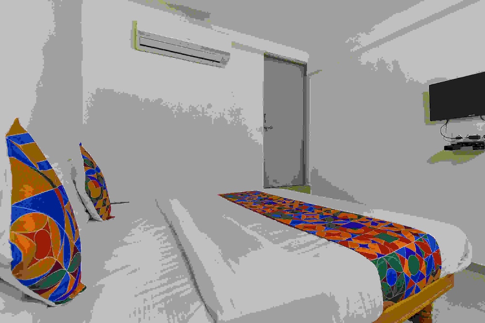 Fabexpress Himalaya Inn
