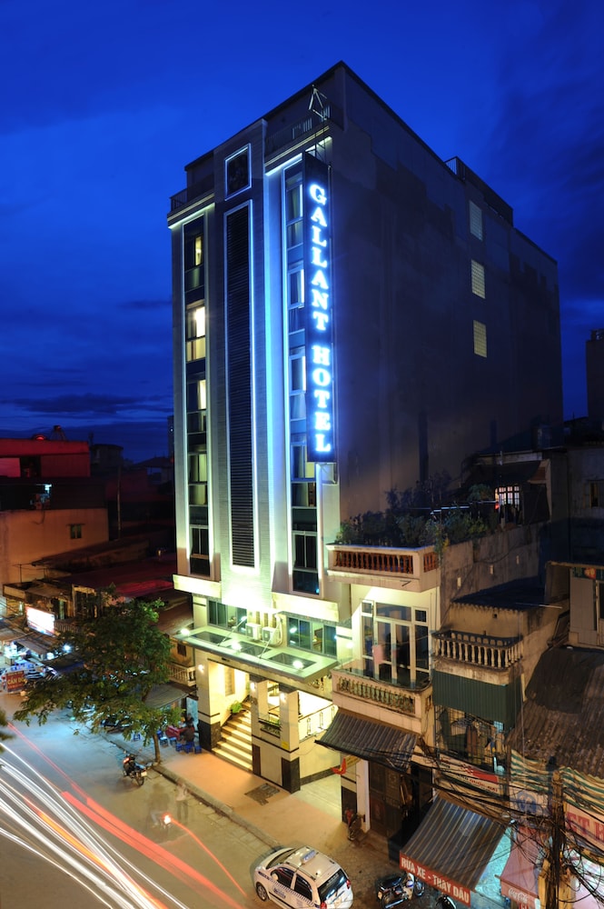 Gallant Hotel