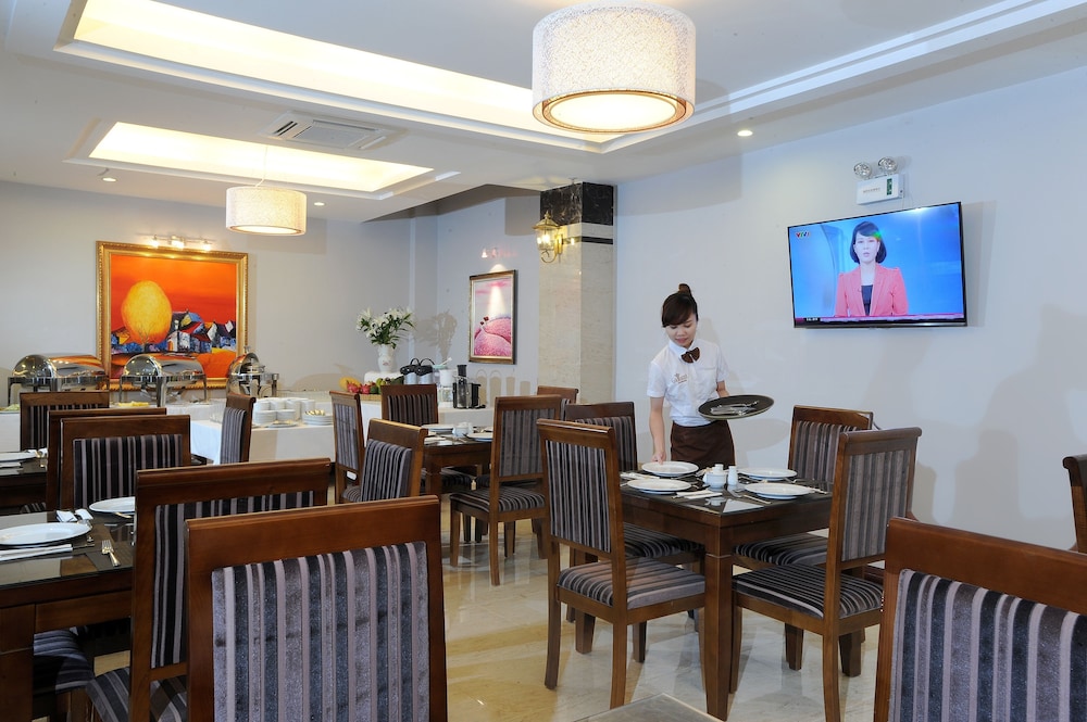 Gallant Hotel