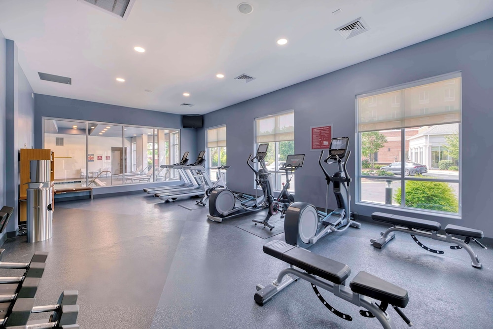 DoubleTree by Hilton Raleigh - Cary