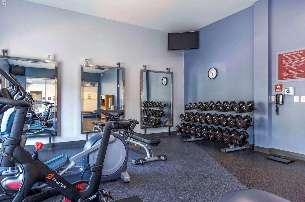 DoubleTree by Hilton Raleigh - Cary