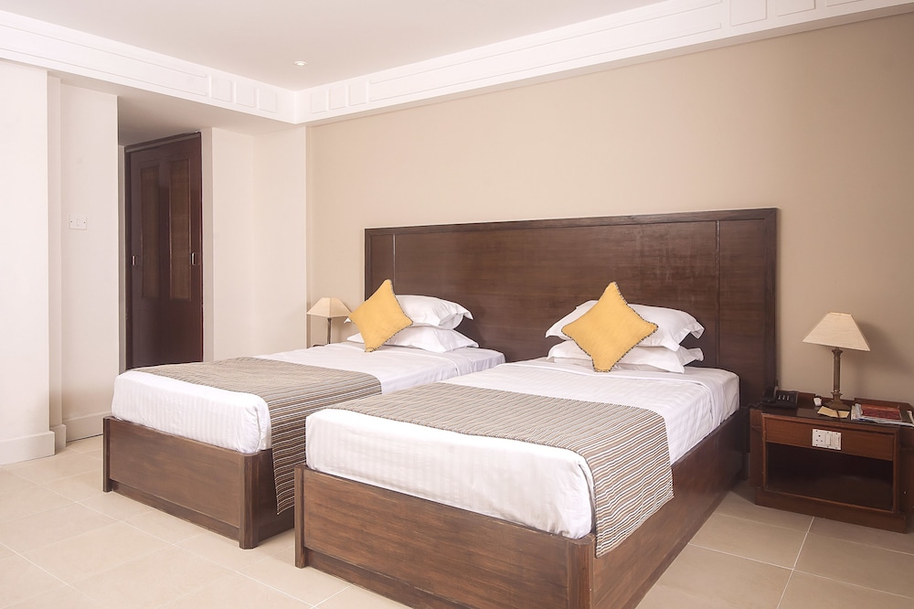 Hotel Ivory Tower