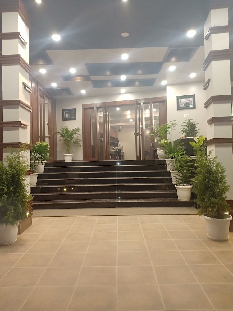 Hotel Abhinav International