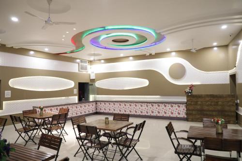 Shivam Palace and Resort