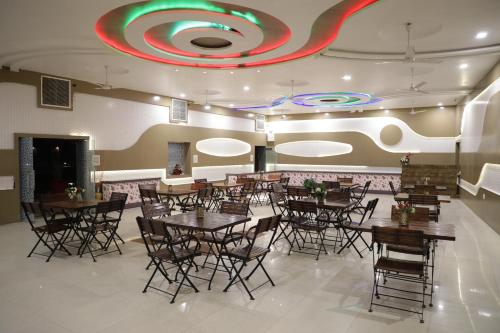 Shivam Palace and Resort
