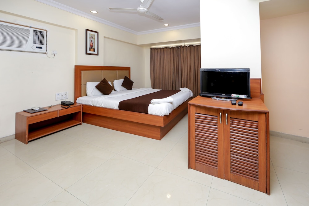 Hotel Lucky Goregaon