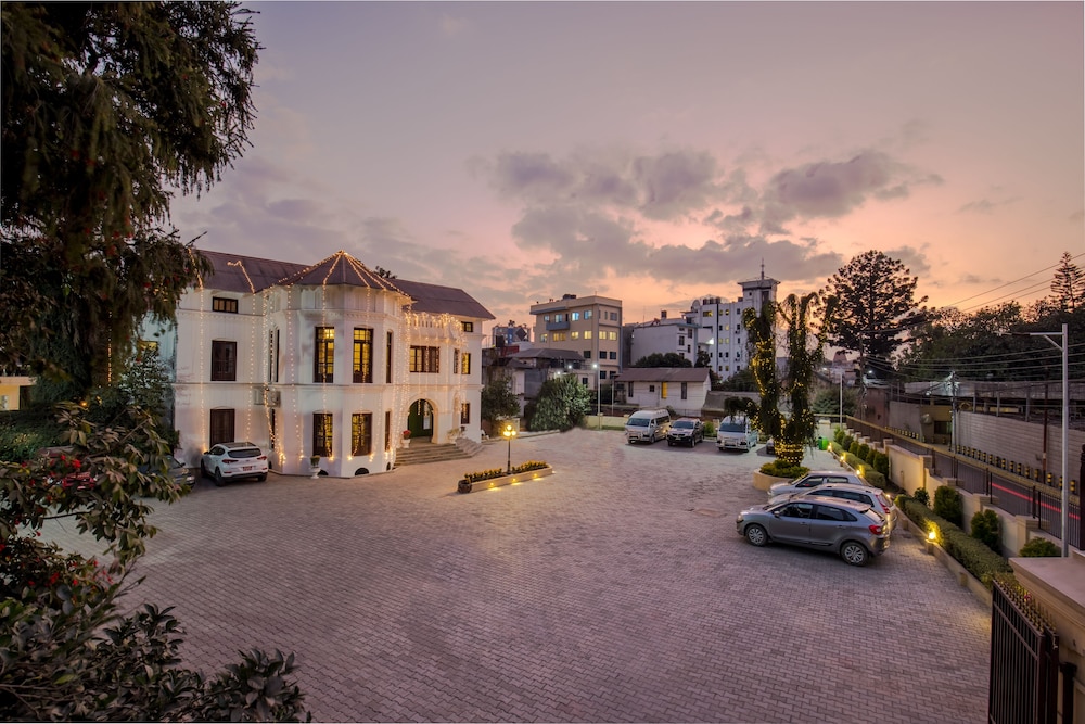 Aranya Boutique Hotel