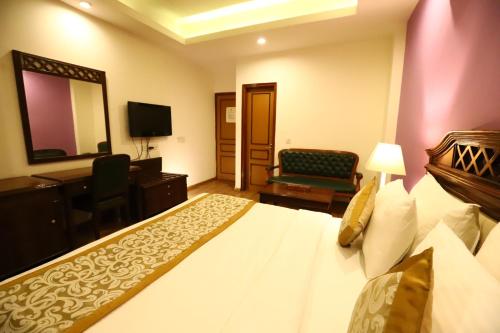 Hotel Ambica Palace