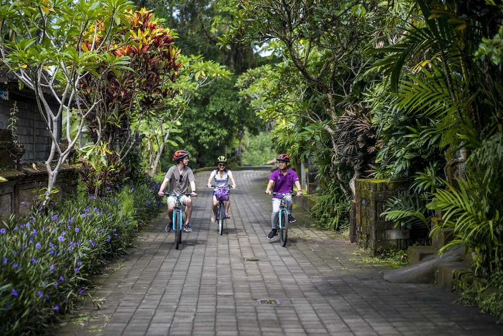 Pramana Watu Kurung Resort