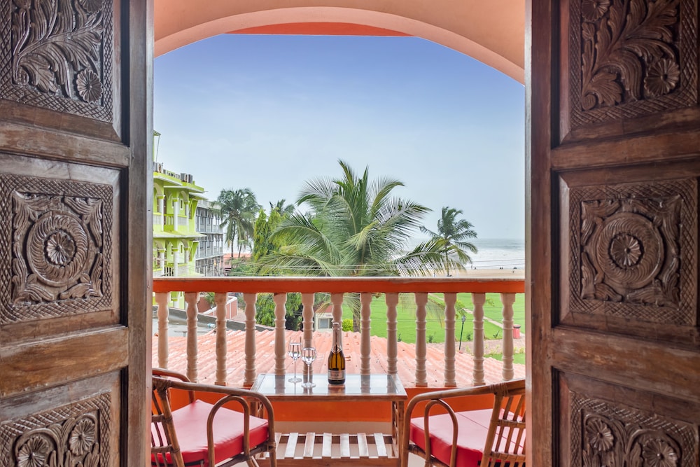 Larios Beach Holiday Resort