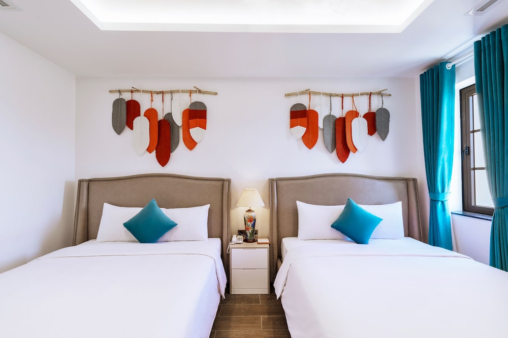 Roma Hotel Phu Quoc Free Hon Thom Island Waterpark Cable Car