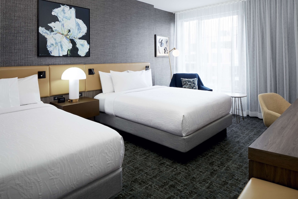 Hilton Garden Inn Montreal Midtown, Quebec, Canada