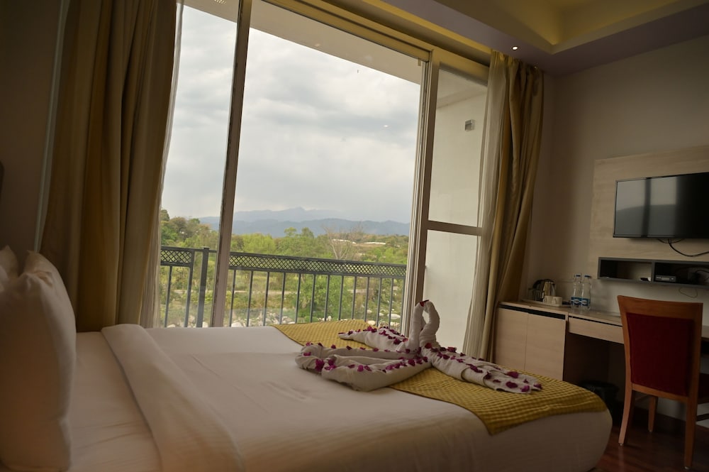 Hotel River Retreat - Dharamshala
