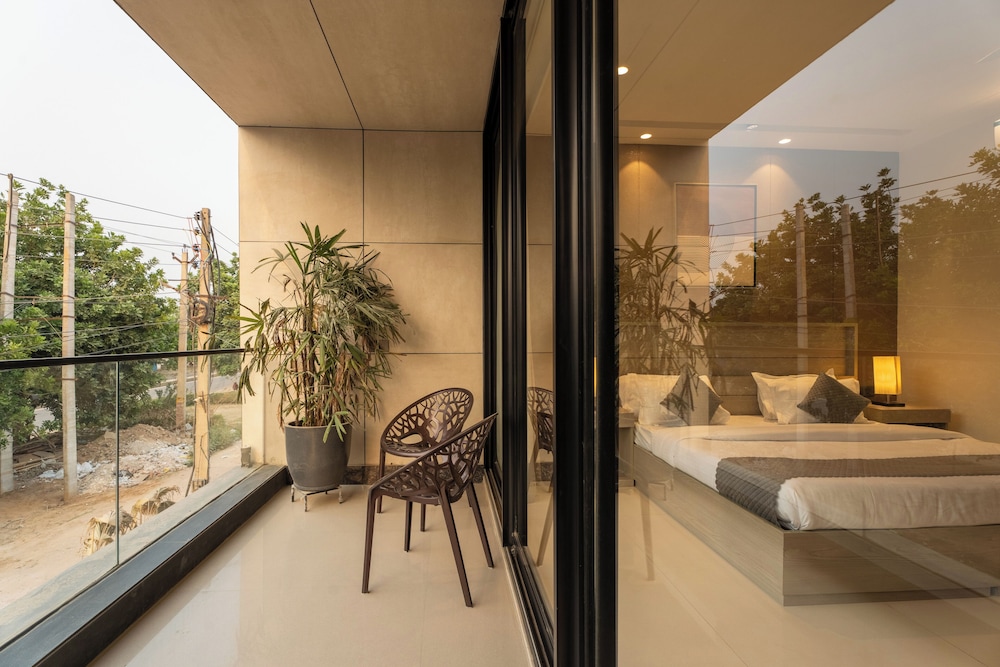 The Lodgers Luxury Hotel