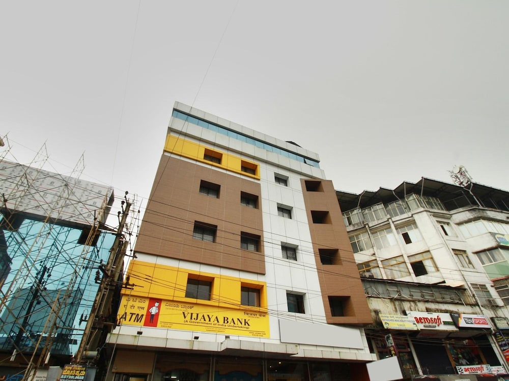 Traders Hotel