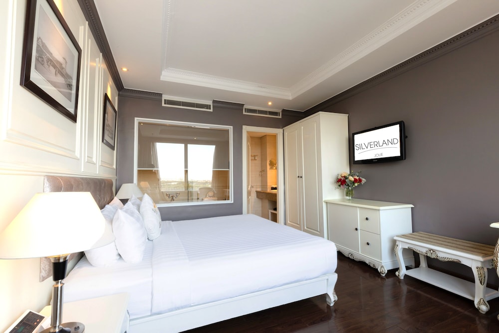 Silverland Jolie Hotel