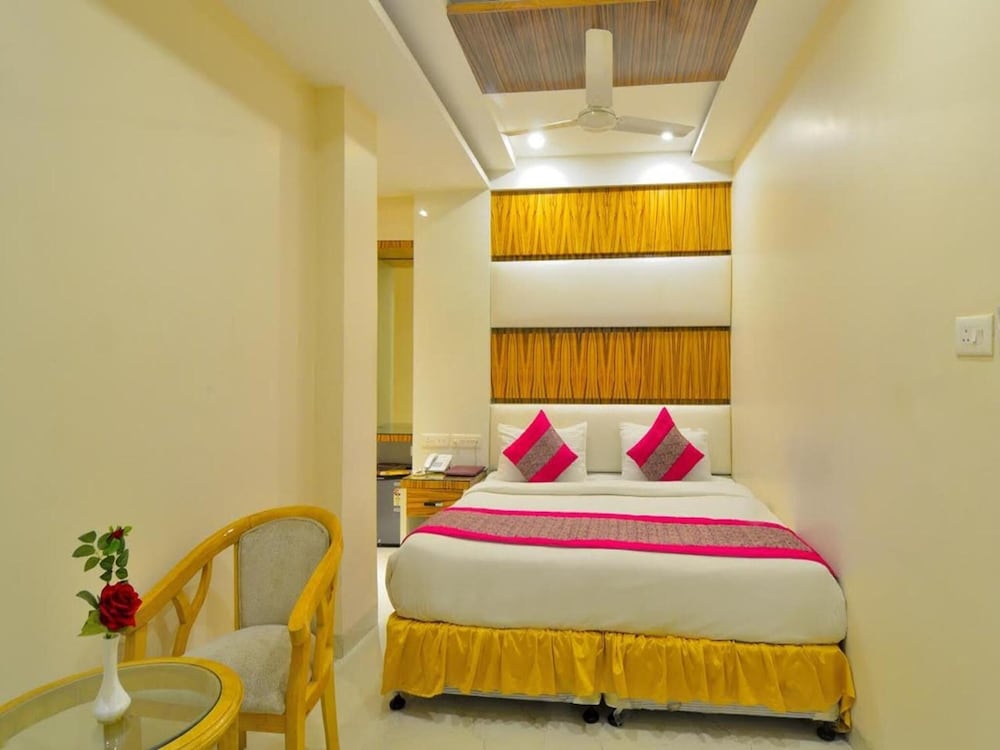 Hotel Aman Continental - Paharganj